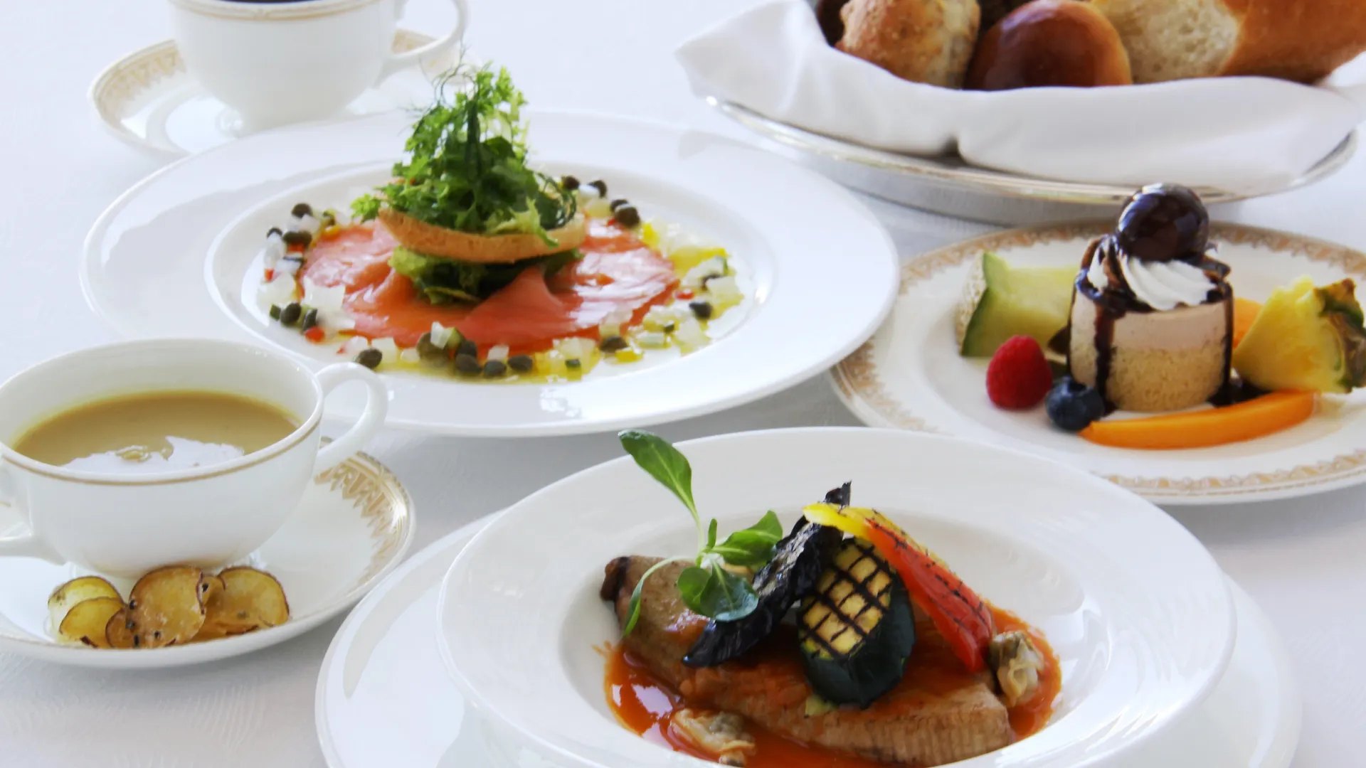 Hotel Intercontinental Yokohama Grand By Ihg