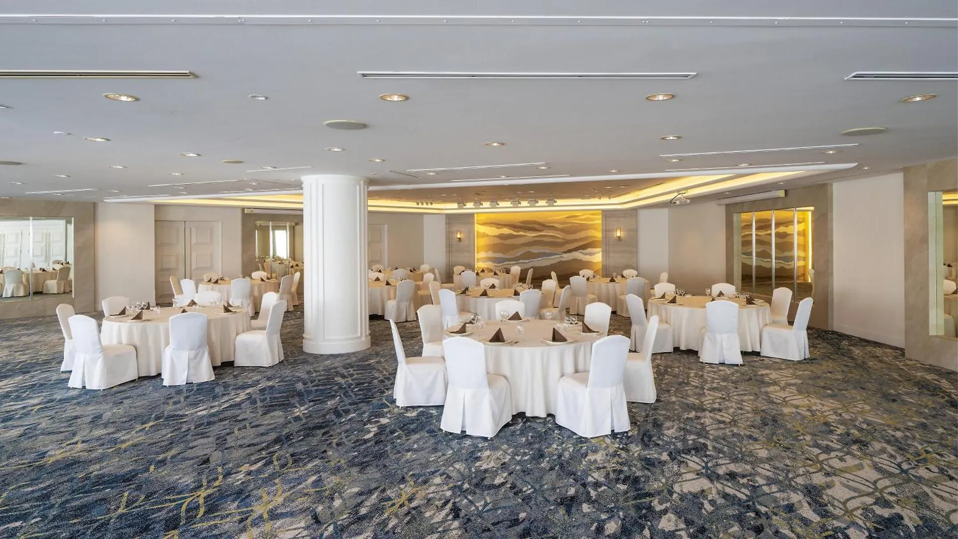 Отель Intercontinental Yokohama Grand By Ihg